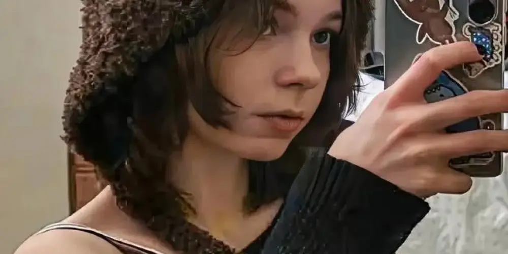 Imagem do grupo de WhatsApp Namoramos a Emma Myers