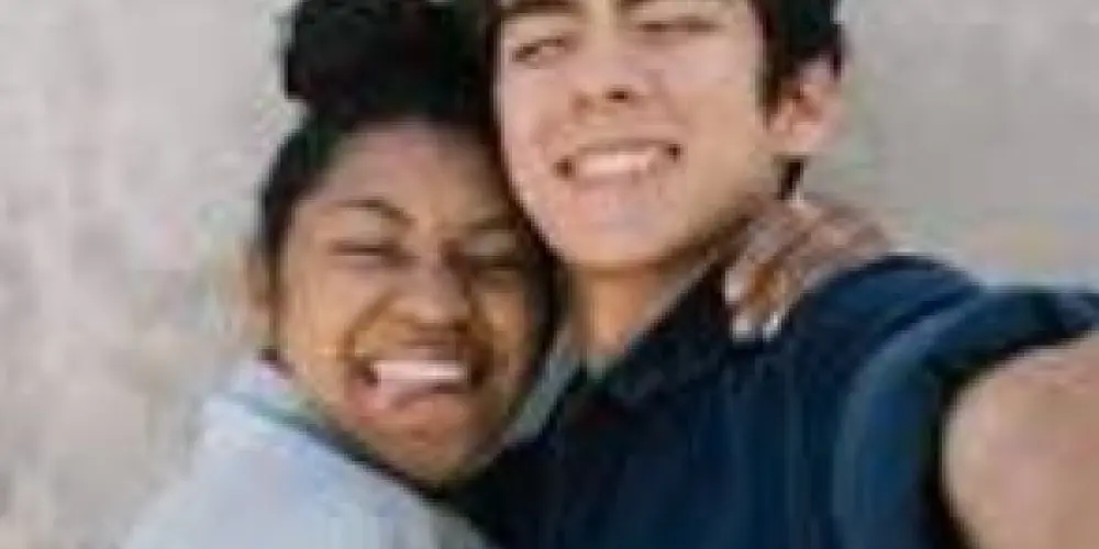 Imagem do grupo de WhatsApp Namoro adolescente