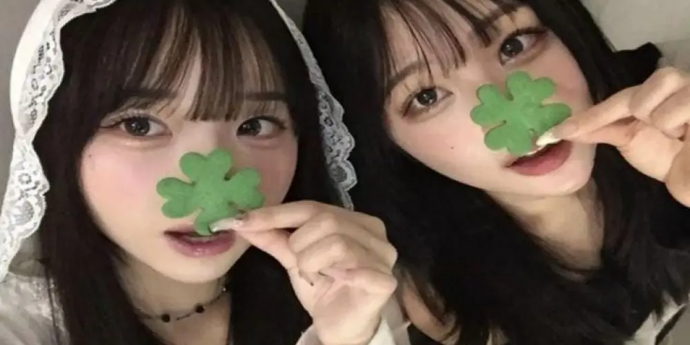 Imagem do grupo de WhatsApp Namoro 🍀🍀 Cloverly