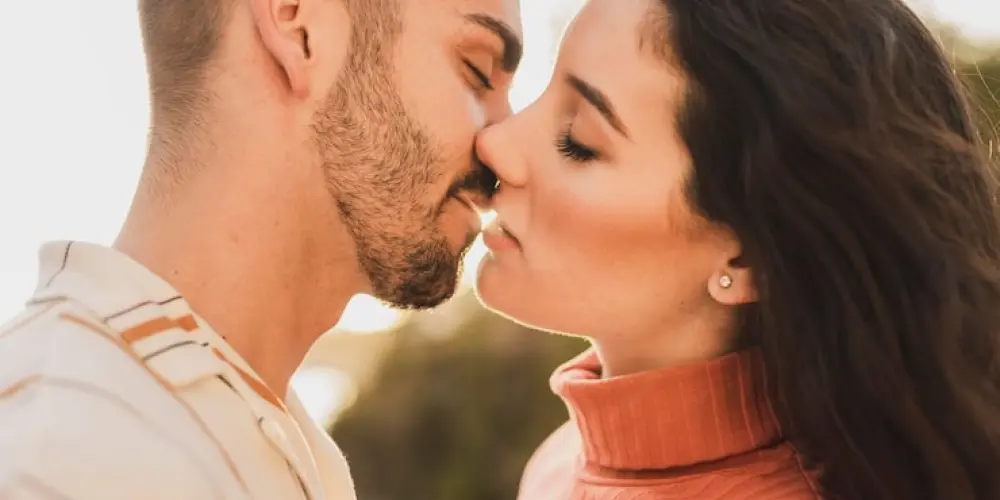 Imagem do grupo de WhatsApp Namoro e ❄🍷 𝘿𝙞𝙫𝙚𝙧𝙨Ã𝙤