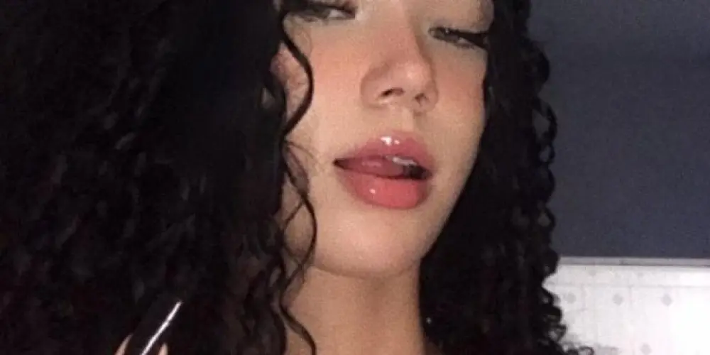 Imagem do grupo de WhatsApp Namoro e amizade 🥰