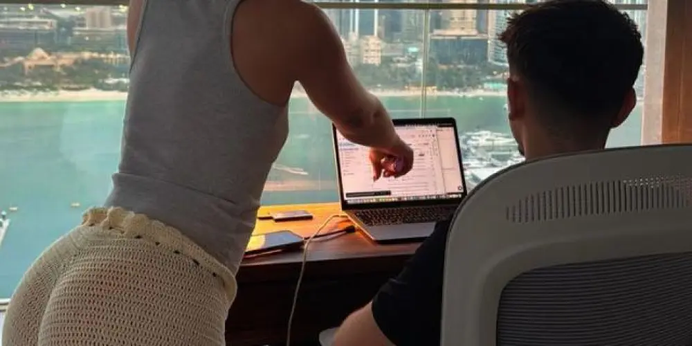 Imagem do grupo de WhatsApp ꧁•⊹٭🌹NAMORO e PAQUERAS 😻 ٭⊹•꧂