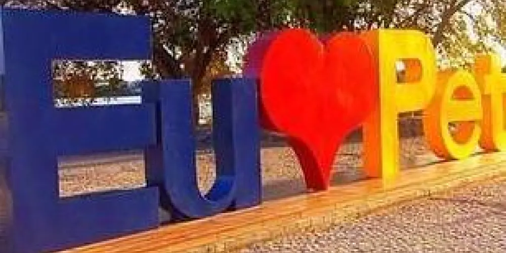 Imagem do grupo de WhatsApp Namoro em Petrolina