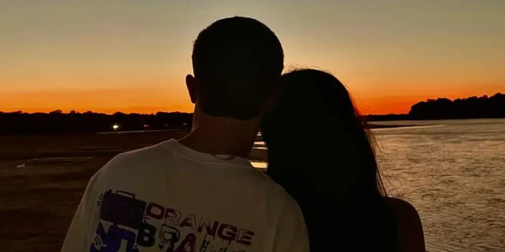 Imagem do grupo de WhatsApp Namoro Jovem 13 a 20 anos