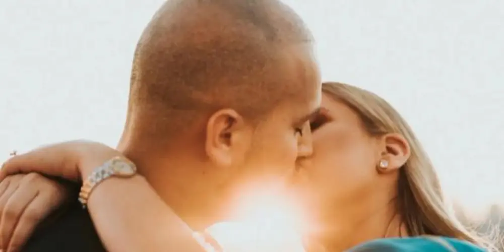 Imagem do grupo de WhatsApp Namoro trans