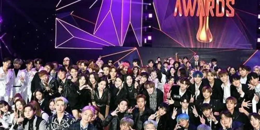 Imagem do grupo de WhatsApp NOTÍCIAS DE KPOP 🩵