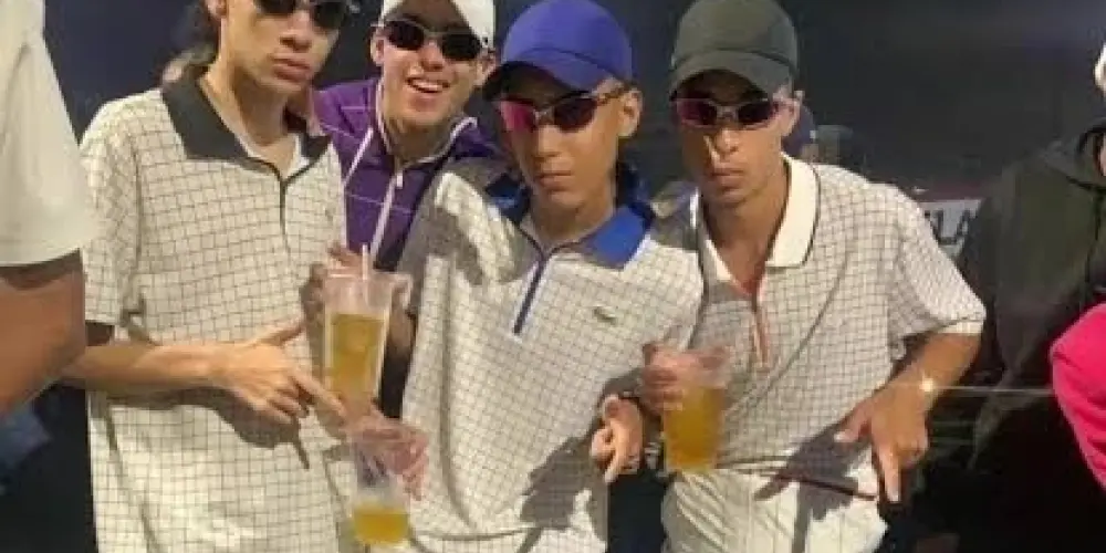 Imagem do grupo de WhatsApp Novos colegas 🩵