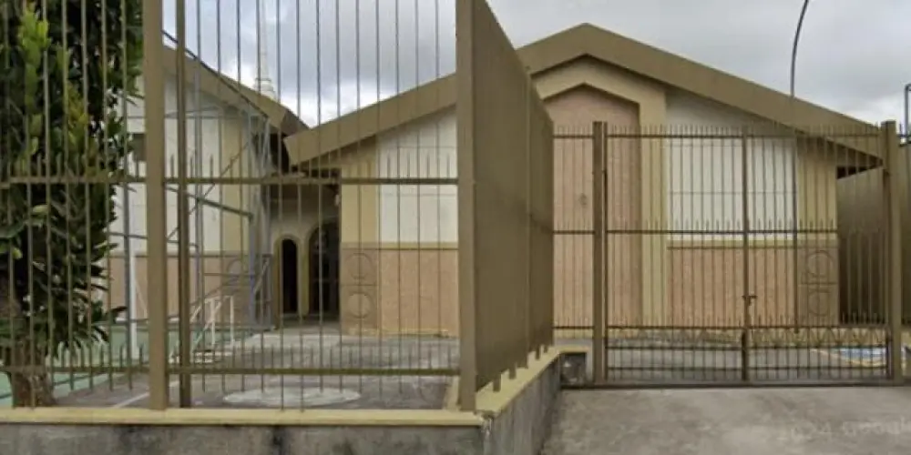 Imagem do grupo de WhatsApp Olá os irmãos irmãs amados eu queria fazer umas perguntinhas alguém quer aprender inglês é gratuito