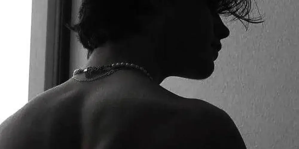 Imagem do grupo de WhatsApp ḤØMEƝ$ Ą VØƝŦĄƊE