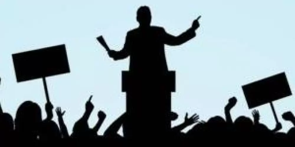 Imagem do grupo de WhatsApp Opinião Política