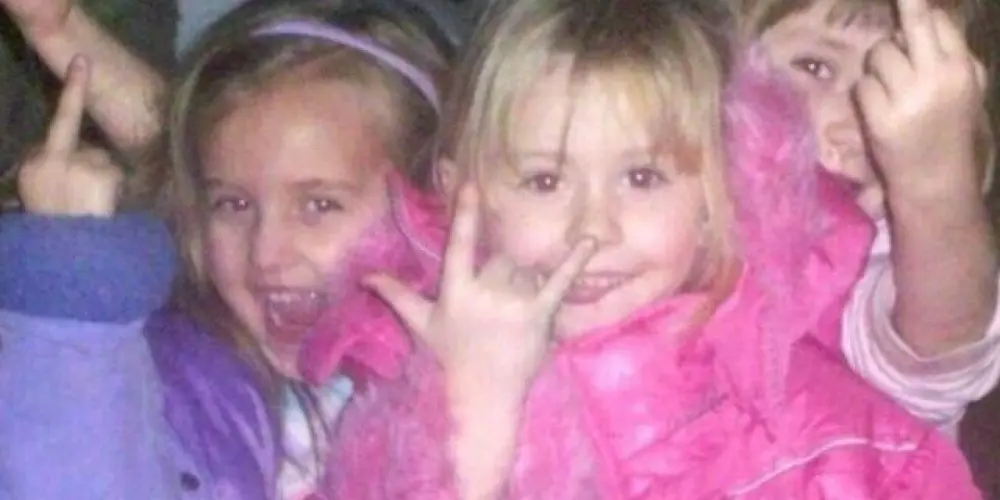 Imagem do grupo de WhatsApp °✨〬ꩌ۪٬ ླྀ O꯭ּsּ 𝓜ּe꯭ּlּ𝒾ּa꯭ּnּt꯭ּeּs 𖥨ํ∘̥⃟⸽⃟🌕