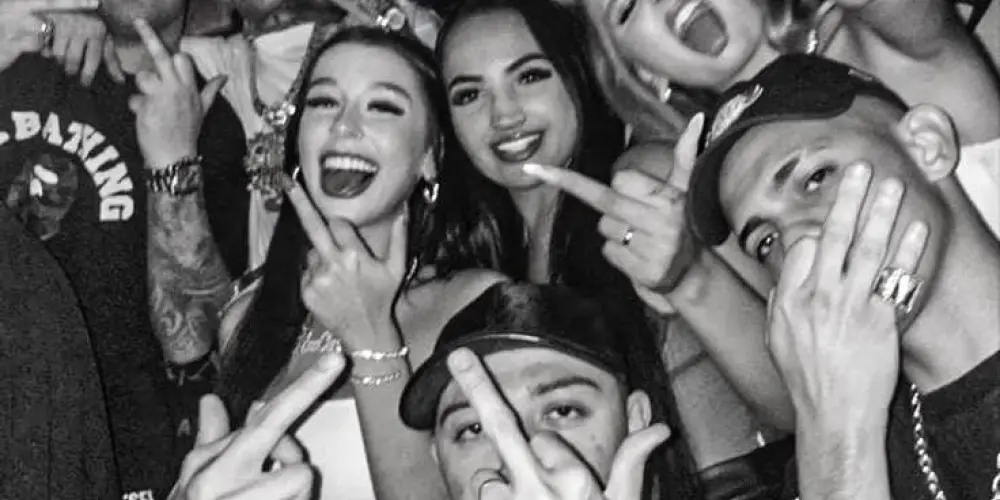 Imagem do grupo de WhatsApp os mais mais