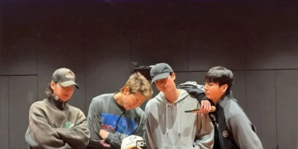 Imagem do grupo de WhatsApp 💜⟬⟭ OT7 BORAEHAE ⟭⟬💜