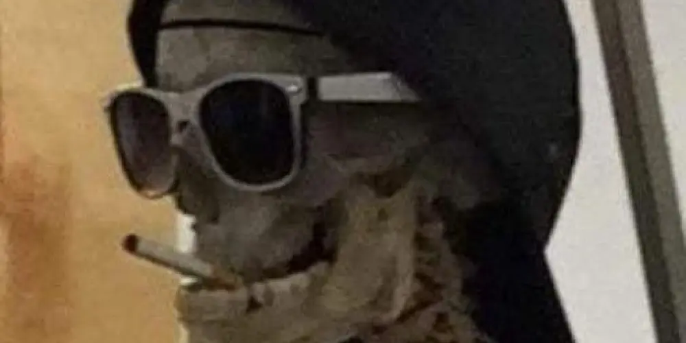 Imagem do grupo de WhatsApp ꧁ঔৣ☬✞ Grupo de Família  ✞☬ঔৣ꧂