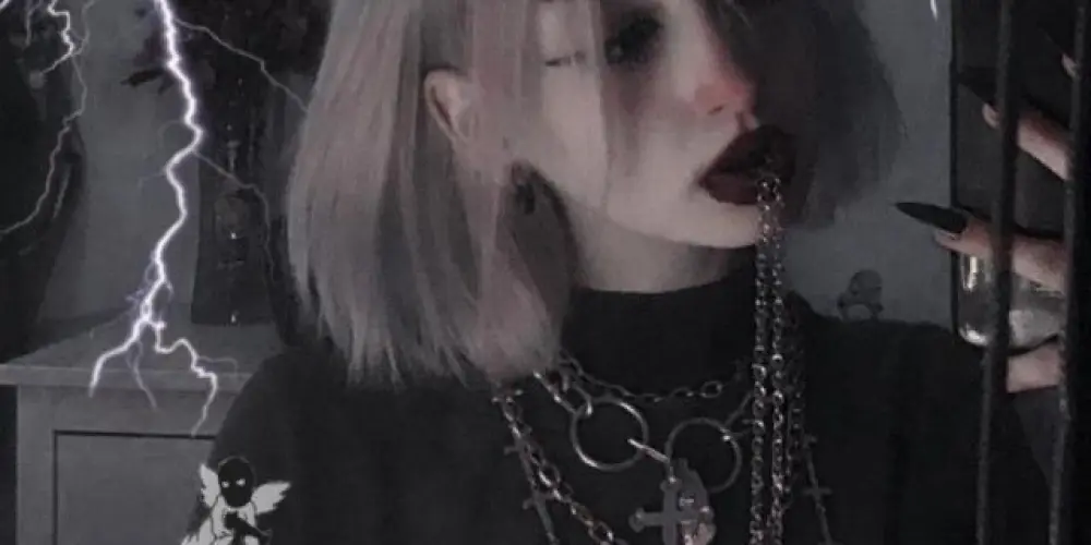 Imagem do grupo de WhatsApp ঔৣ͜͡🇨🇦𝑺𝑲𝒀𝑹𝑰𝑴𓉦𝑳𝚵𝑮𝑰𝛩𝑵l┼