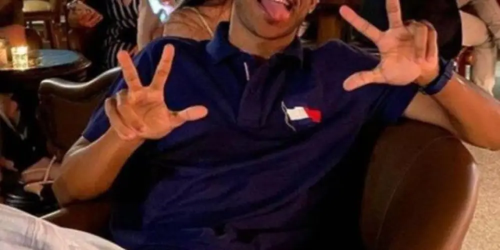 Imagem do grupo de WhatsApp PODE TUDO 😈😍🥰