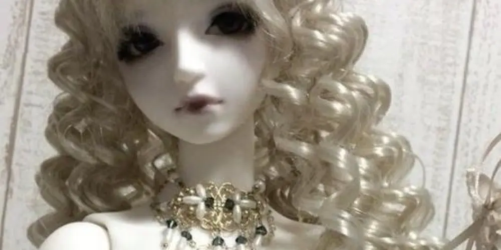 Imagem do grupo de WhatsApp Porcelain Dolls 🦢