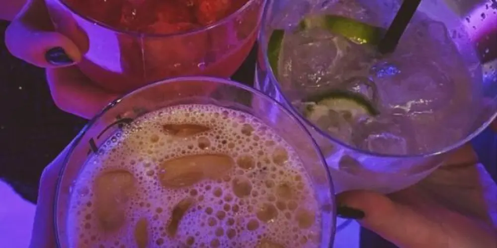 Imagem do grupo de WhatsApp Portas dos fundos