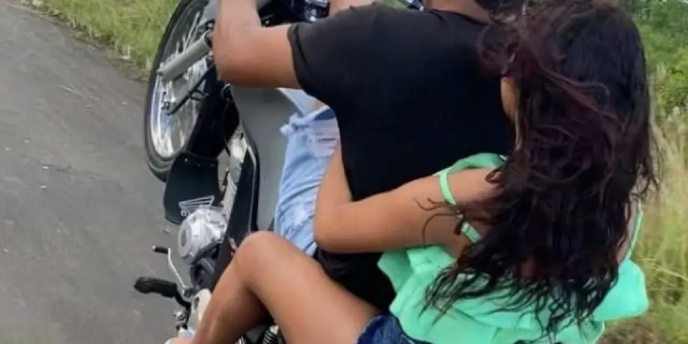 Imagem do grupo de WhatsApp RESENHA DOS FUDELÂNÇIO🫵🏾🏄🏽‍♂️