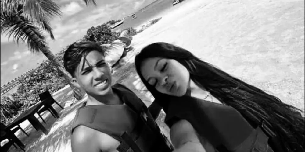 Imagem do grupo de WhatsApp Resenha mista 🗣️