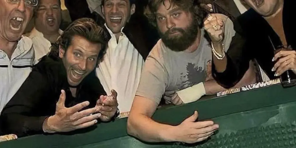 Imagem do grupo de WhatsApp Ressaca Total 🍸