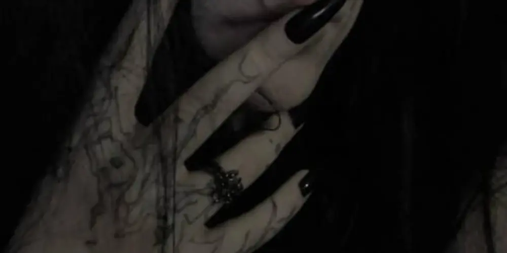 Imagem do grupo de WhatsApp 𝑨𝒎𝒊𝒛𝒂𝒅𝒆s 𝒗𝒊𝒓𝒕𝒖𝒂𝒍