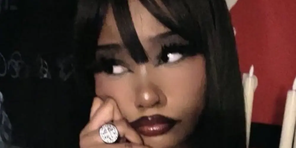 Imagem do grupo de WhatsApp 👩🏿 ᴍᴏʀᴇɴᴀs ɢᴏ́ᴛɪᴄᴀs 🧛🏿‍♀️