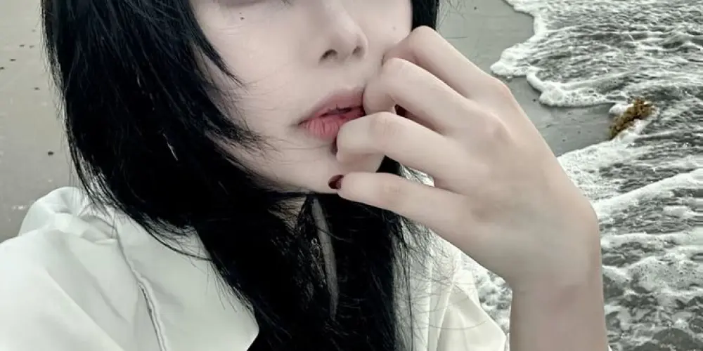 Imagem do grupo de WhatsApp ΣCSTΛSY †