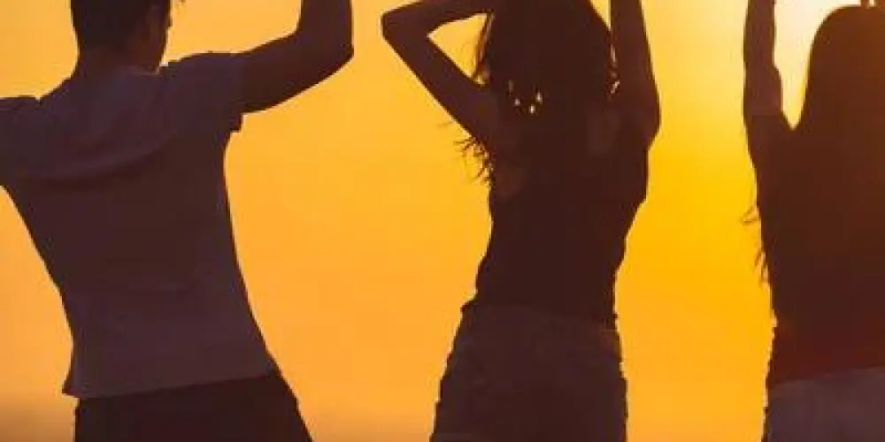 Imagem do grupo de WhatsApp Só Amizades ™