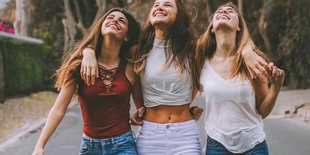 Imagem do grupo de WhatsApp SÓ MENINAS