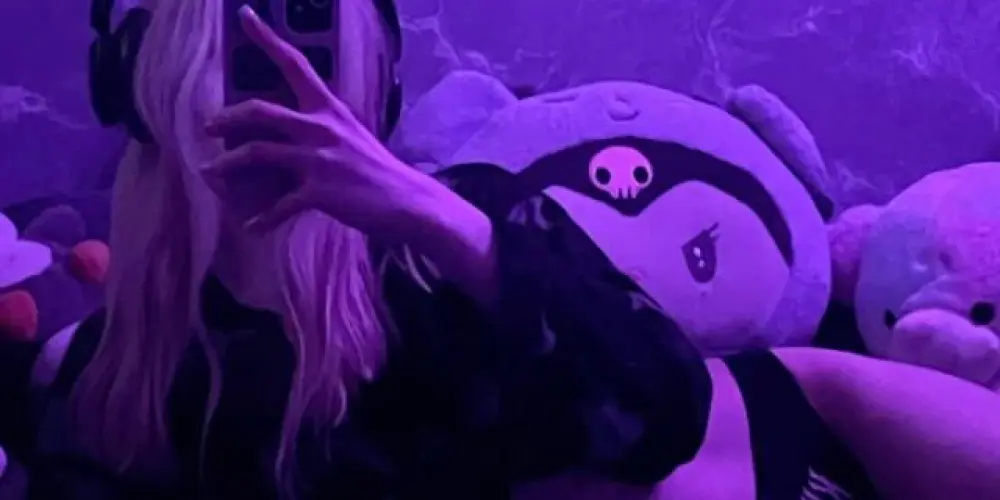 Imagem do grupo de WhatsApp 🔥sωєєτ нєℓℓ🔥