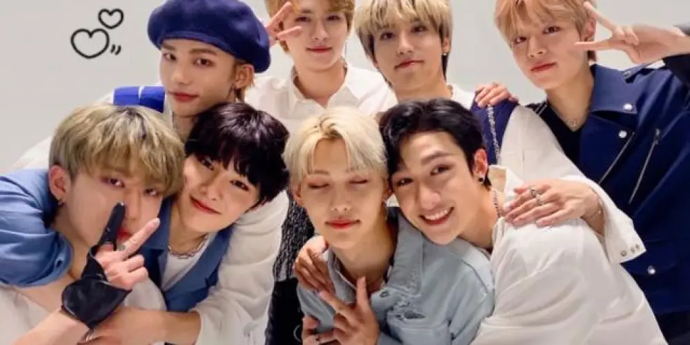 Imagem do grupo de WhatsApp •°•Stray kids •°•♡