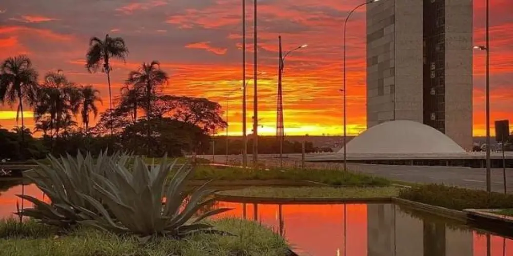 Imagem do grupo de WhatsApp SUBSOLO BSB