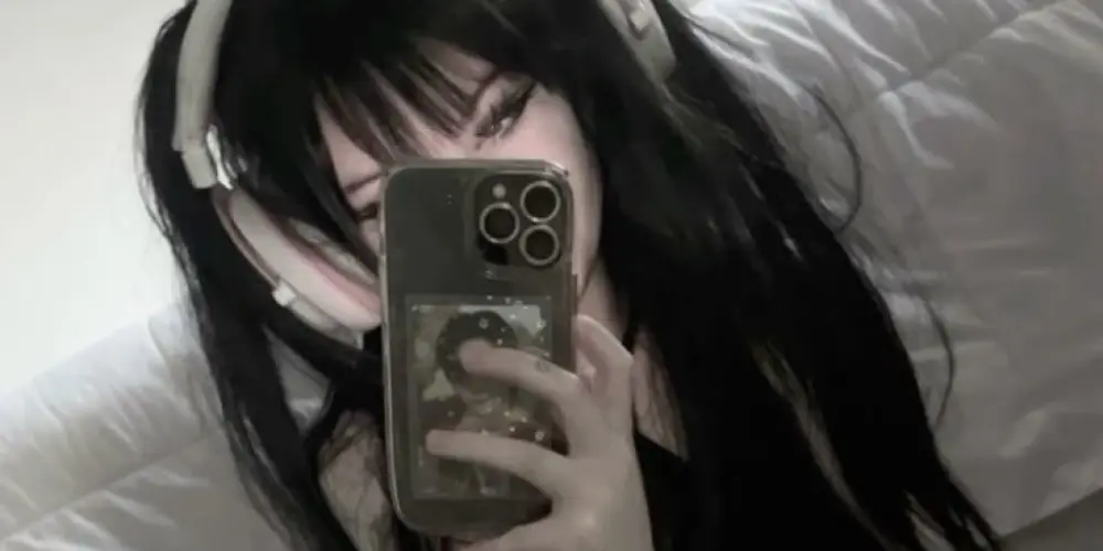 Imagem do grupo de WhatsApp 𝝡𝖺𝗇𝗂𝖼𝗼̂𝗺𝗂𝗼 𝙨t𝗂𝖼𝙠𝗲𝙧𝙨