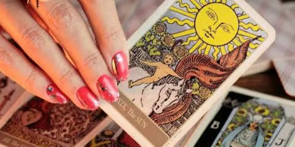 Imagem do grupo de WhatsApp TARÔ DIÁRIO 🎴