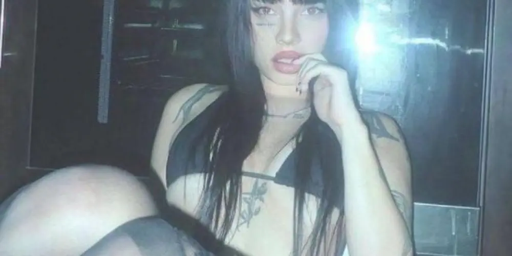 Imagem do grupo de WhatsApp ŤĤƏ ÅPØĈÅŁÎP§Ə 🧟‍♂️