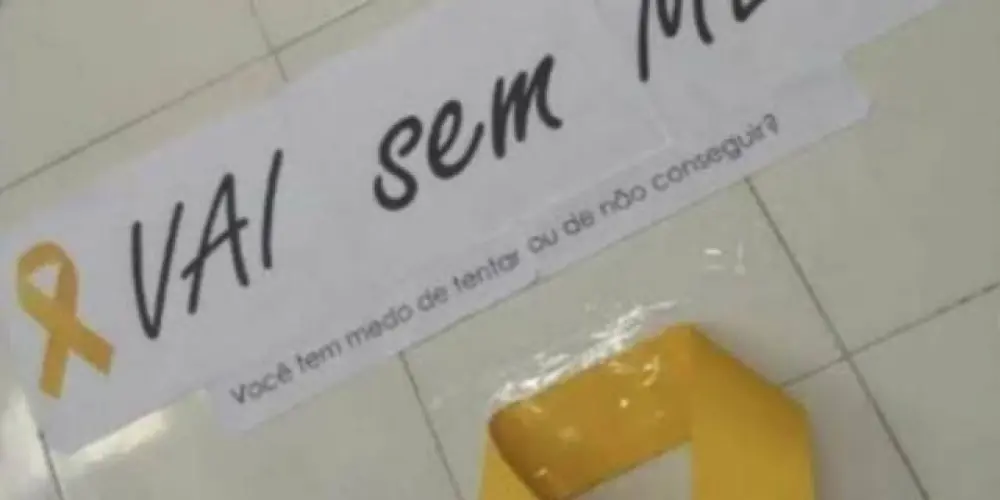 Imagem do grupo de WhatsApp The caps