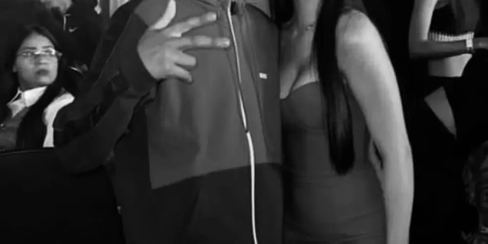 Imagem do grupo de WhatsApp Tropa Do mantém