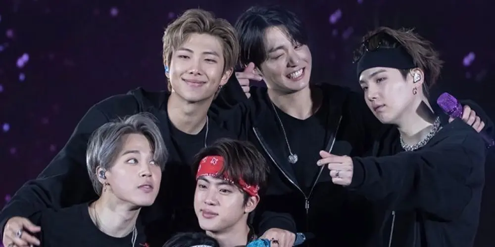 Imagem do grupo de WhatsApp Turnê mundial (BTS) 💜