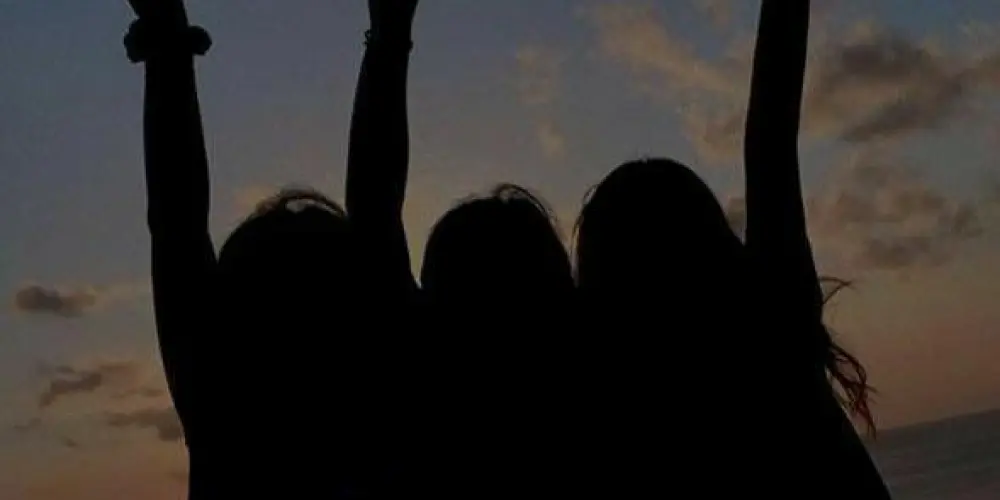 Imagem do grupo de WhatsApp 🍂Um por todos e todos por um 🍁