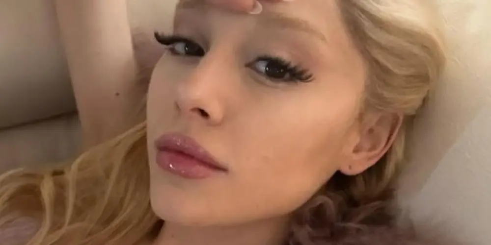 Imagem do grupo de WhatsApp 🎀ÜNIVERSO FEMININO🛍