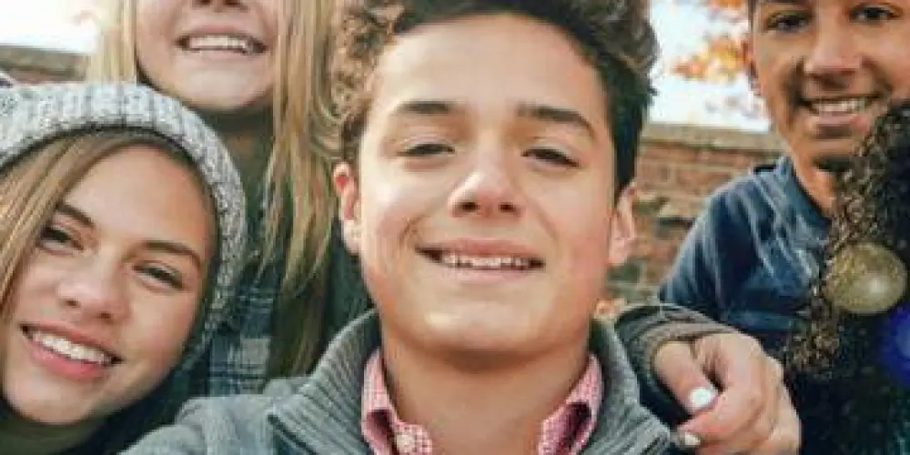 Imagem do grupo de WhatsApp Web adolescentes