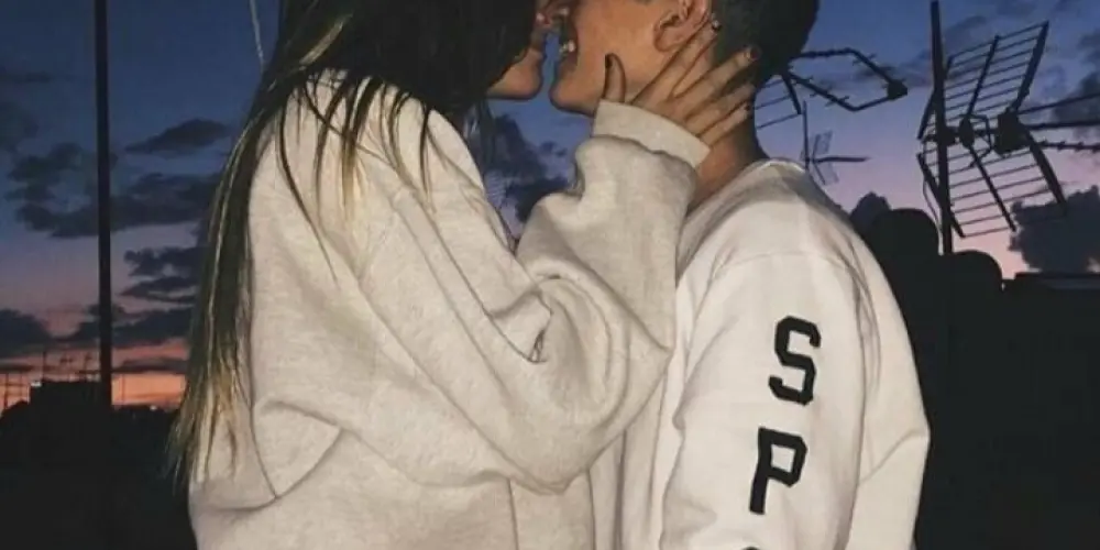 Imagem do grupo de WhatsApp Web Namoro Brasil 🇧🇷 / Portugal 🇵🇹