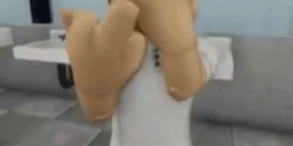 Imagem do grupo de WhatsApp WEB RESENHA 🌴