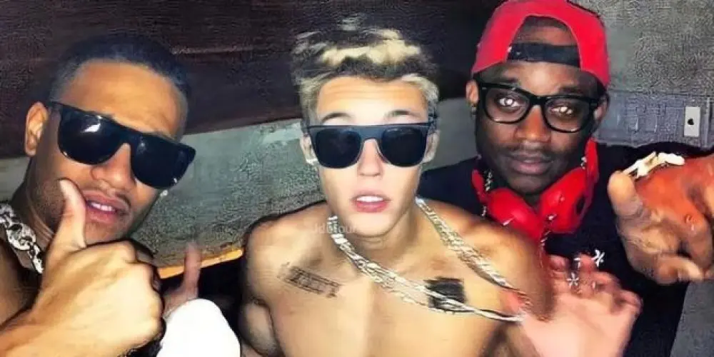 Imagem do grupo de WhatsApp Your home, friend