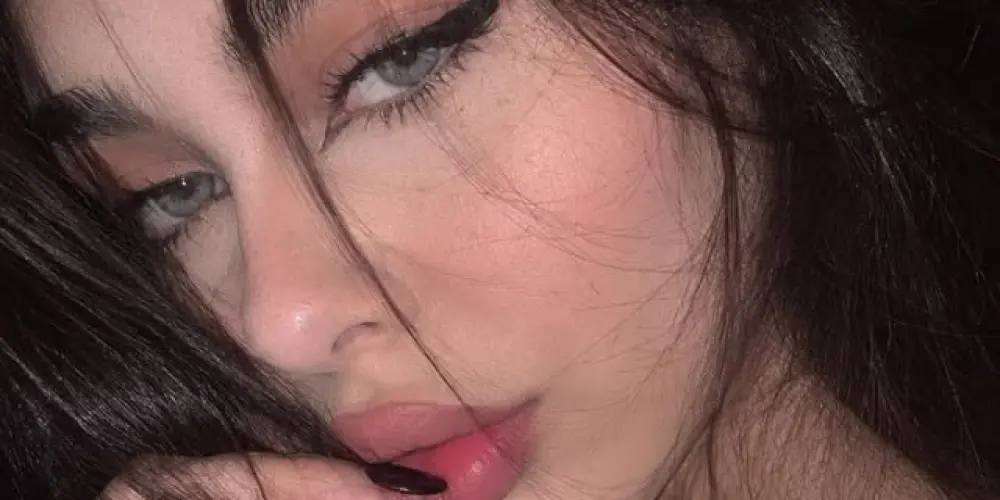 Imagem do grupo de WhatsApp ζ͜͡𝐖𝐡𝐢𝐬𝐩𝐞𝐫 ×̷̷ 𝐨𝐟 𝐃𝐞𝐚𝐭𝐡 ☣︎
