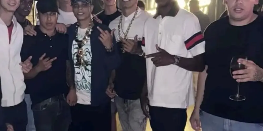 Imagem do grupo de WhatsApp Zoeira máxima